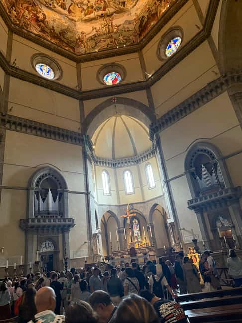 Florence: Duomo Cathedral Hosted Entry with Audio Guide - Who should book this Duomo visit?