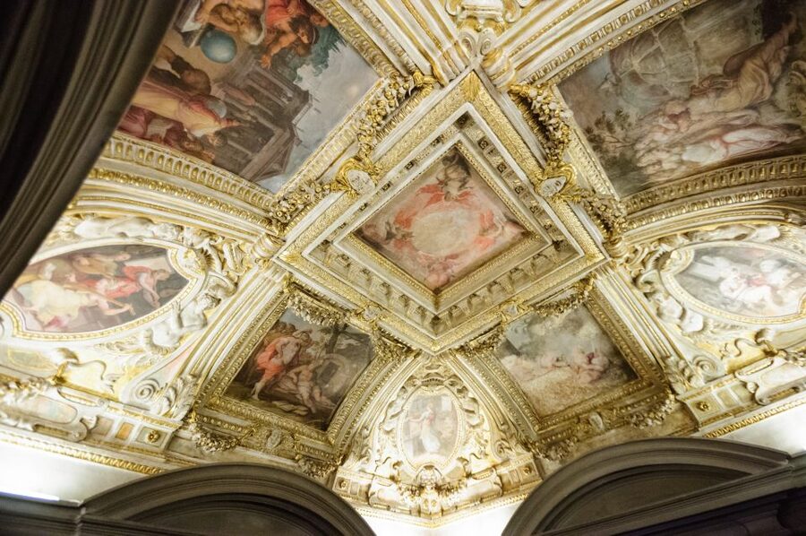 Florence: Palazzo Vecchio Entrance Ticket & Audioguide - Why Palazzo Vecchio matters in Florence