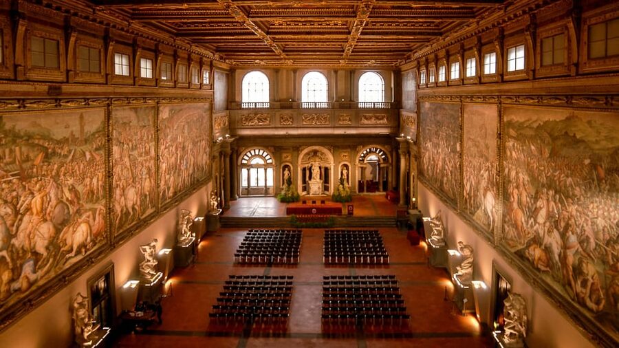 Florence:Palazzo Vecchio Skip-the-line Ticket & Audio Guide - The Hall of the Five Hundred Takes Center Stage