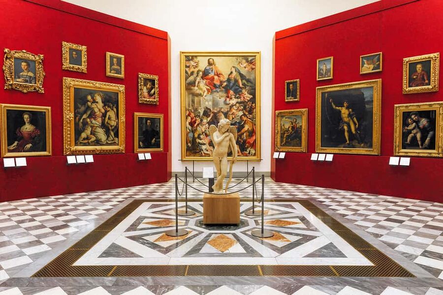 Florence: Uffizi Gallery Reserved Entry Ticket & Audioguide - Leonardo, Michelangelo, Raphael, and Caravaggio
