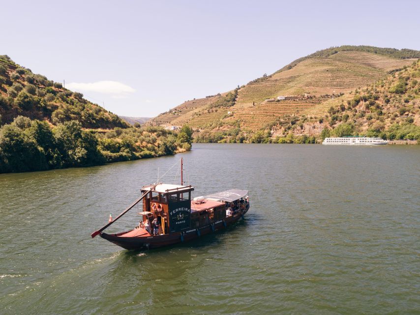 From Pinhão: Douro Valley Rabelo Boat Tour with Audio Guide - Why a short boat trip makes sense in Pinhão