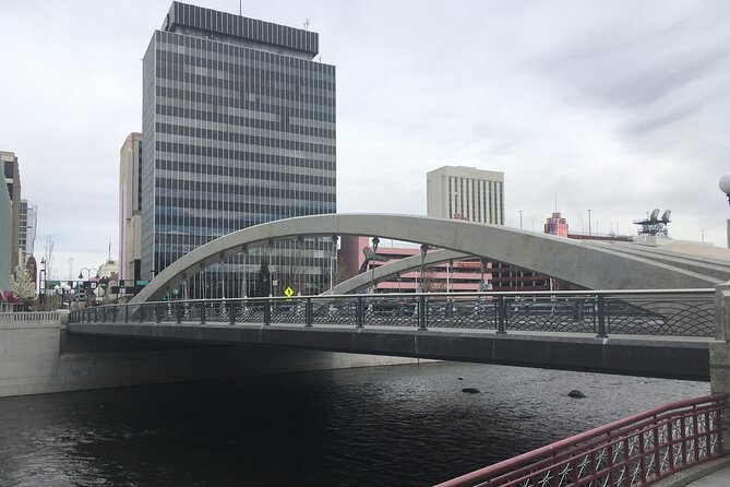 From Reno Arch to Truckee River: A Self-Guided Audio Tour - Reaching the Old Reno Arch on Lake Street