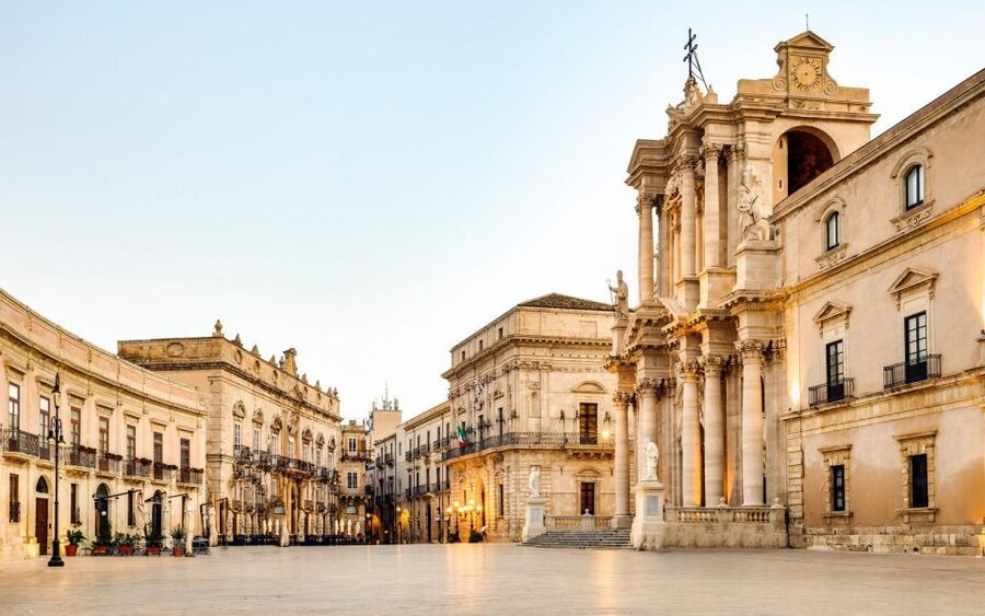 From Siracusa: Marzamemi and Noto audio-guided tour - Leaving Siracusa in an air-conditioned van