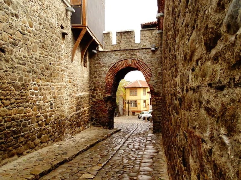 From Sofia: Plovdiv with audio guide + free pick-up - What the audio guide adds