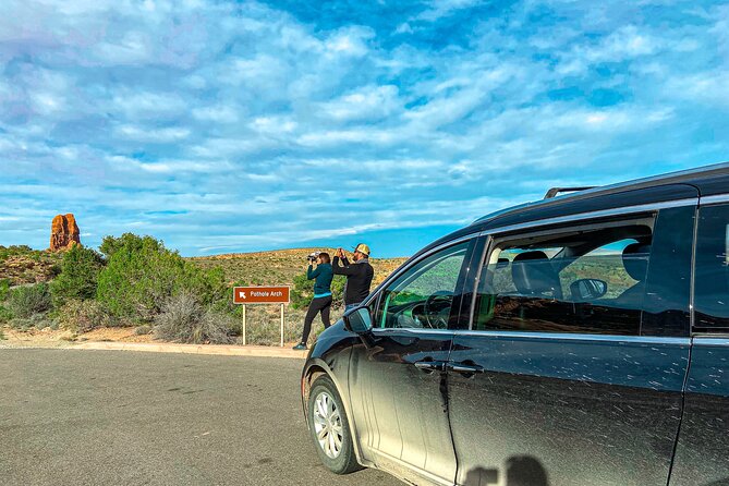 Full-Day Audio Driving Tour of Arches National Park - Panorama Point and Delicate Arch