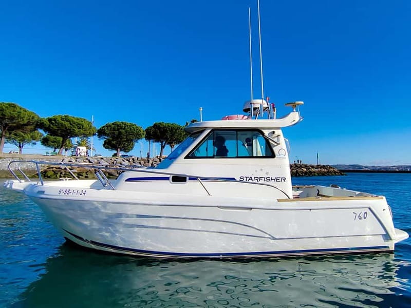 Get to know Hondarribia by sea. Audio-guided boat tour - Cala Asturiaga and Cape Higuer