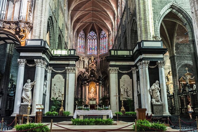 Ghent: City Walk with Audio Guide in 7 Languages on your Phone - Key points about this Ghent audio walk