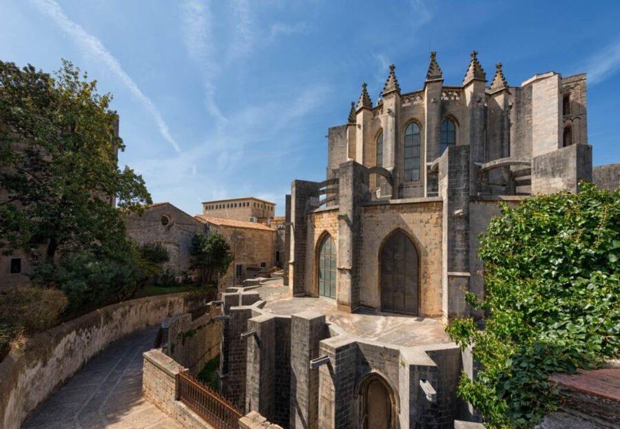 Girona: Self-guided Audio City Tour on Your Phone - A self-guided way to meet Girona