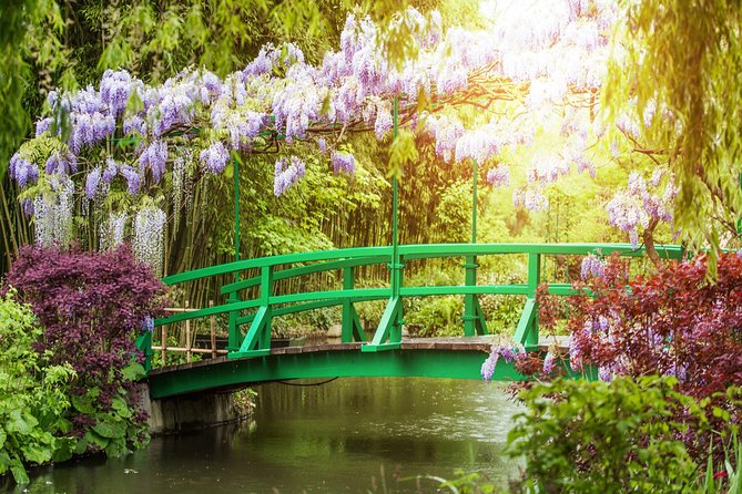 Giverny Day with Monet Foundation Audio Guided Tour from Paris - What the $107.76 price really buys