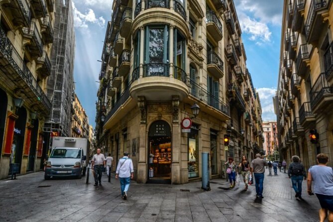 Gothic Quarter Barcelona Tour with Audioguide - Port Vell and Rambla del Mar