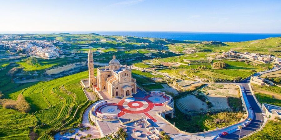 Gozo Day Pass Ferry and Hop-on Hop-off buses with audio Tour - Should you book this Gozo day pass?