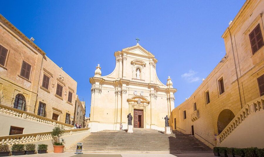 Gozo Day Pass Ferry and Hop-on Hop-off buses with audio Tour - Why the audio guide helps, and where it falls short