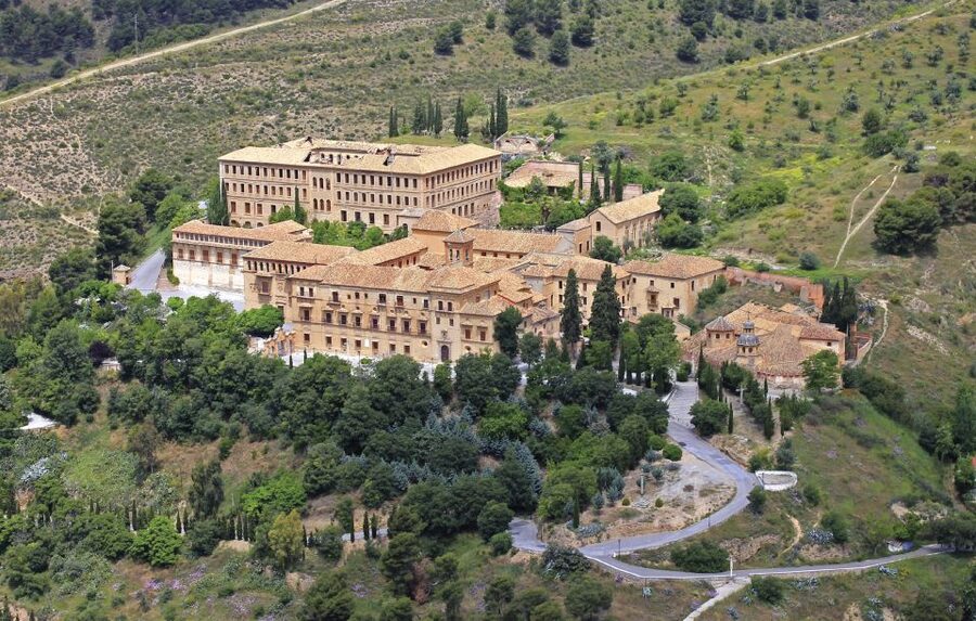 Granada: Sacromonte Abbey Entry Ticket with Audio Guide - Key points to know before visiting