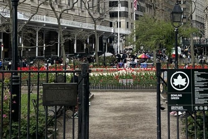 Guided Tour (with Audio) Hamilton Musical in Lower Manhattan NYC - Why the audio format works