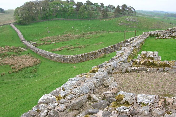 Hadrian's Wall: A Self-Guided Audio Tour along the Ruins - Five things to know before walking the fort