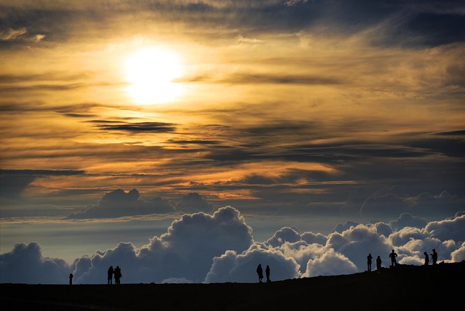 Haleakala Sunrise Self-Guided Audio Tour - Kalahaku and Leleiwi: two short stops with different views