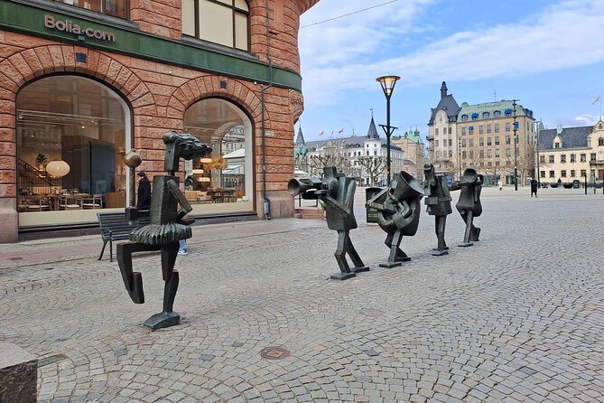 Half Day Self-Guided Audio Walking Tour in Cosmopolitan Malmö - The StoryHunt app: strong audio, uneven navigation