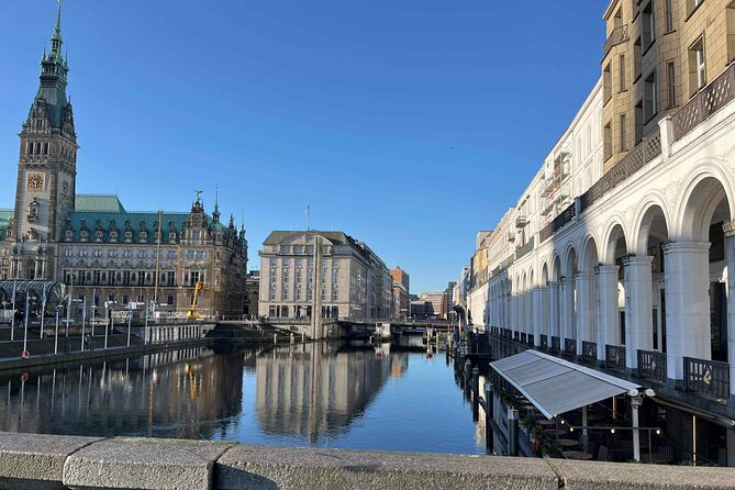 Hamburg's Historical Highlights: A Self-Guided Audio Tour - Small stories at the Hummel Memorial