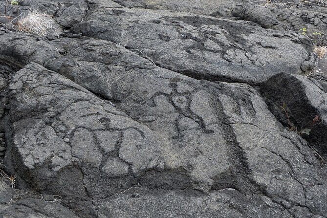 Hawaii Volcanoes National Park Self-Guided Driving Audio Tour - Luamanu, Puhimau, and Pauahi craters