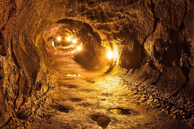 Hawaii Volcanoes National Park Self-Guided Driving Audio Tour - Mauna Ulu and the shapes left by moving lava