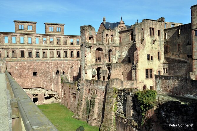 Heidelberg Scavenger Hunt and Highlights Self Guided Audio Tour - Kornmarkt and Karlsplatz