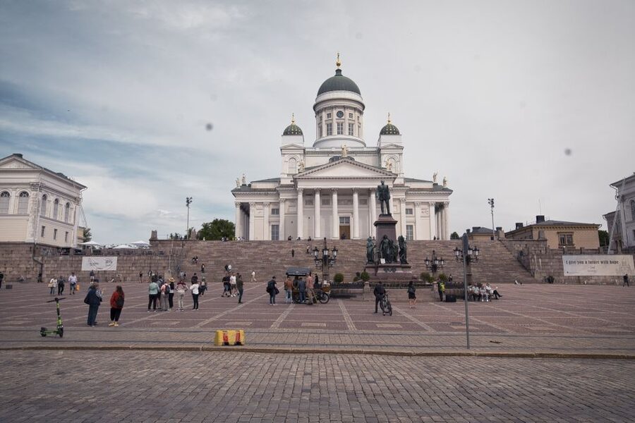 Helsinki: Bus Tour with Audio Guide - From the old center to Kaivopuisto and Punavuori