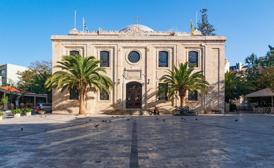 Heraklion: Mobile Self-Guided Audio Sightseeing Tour - Starting beside Koules Fortress