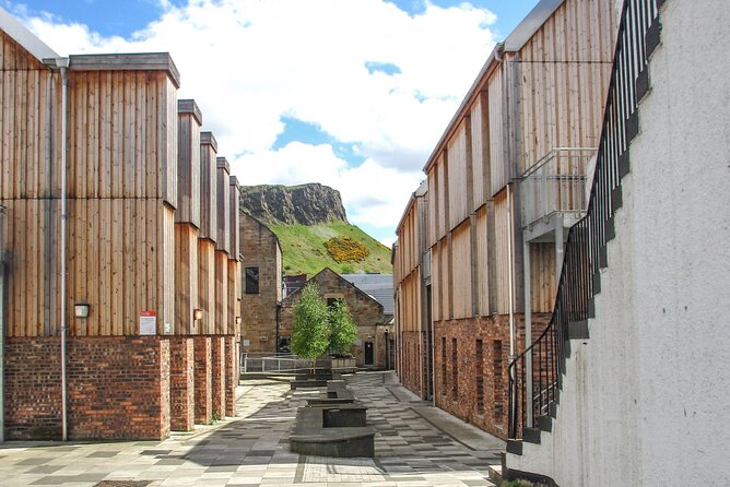 Highlights from Edinburgh’s Old Town: A Self-Guided Audio Tour - St Giles Cathedral and the changing Old Town