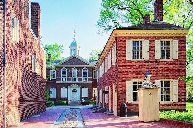 Historic Sites of Philadelphia Self-Guided Walking Audio Tour - Benjamin Franklin’s grave and Haym Solomon’s synagogue