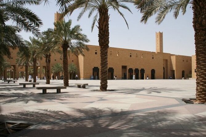 Historical Riyadh Self-Guided Audio Walking Tour - Al Safat Square and the changing shape of Riyadh