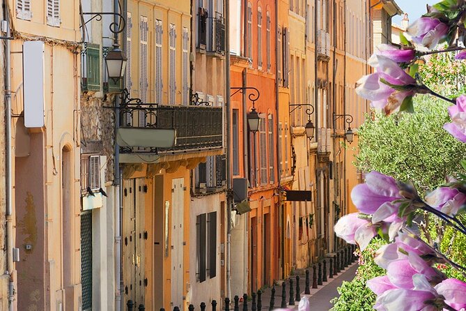 History and Renewal in Aix-en-Provence: A Self-Guided Audio Tour - Saint Sauveur Cathedral and the Final Stop