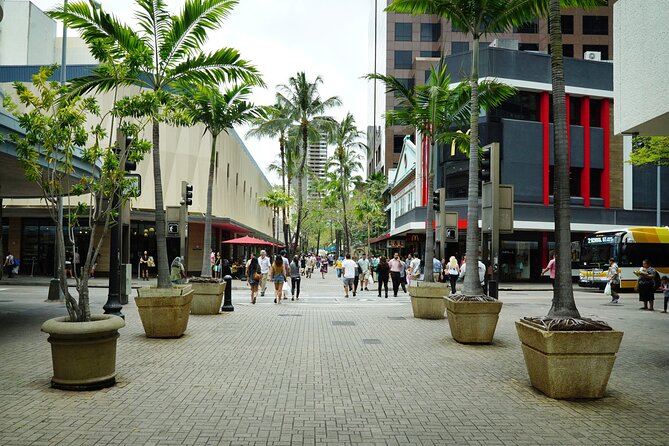 Honolulu Historic District a Smartphone Audio Walking Tour - Museums, public spaces, and the downtown shopping route