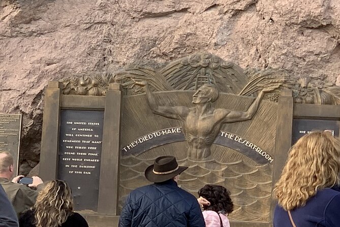 Hoover Dam Self-Guided Driving Audio Tour Guide - How the Action Tour Guide app performs