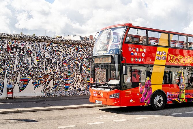 Hop-on Hop-off Berlin Tour with Audio Guide - Kurfürstendamm and Tauentzienstraße: Berlin’s western start