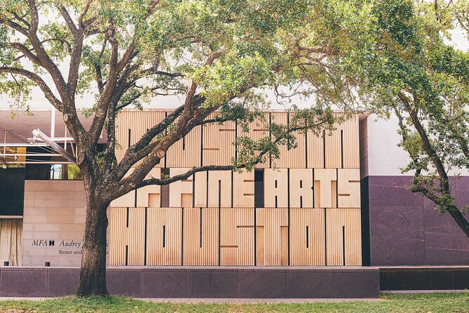 Houston Self-Guided Audio Tour - The Houston Graffiti Building: a memorial after demolition