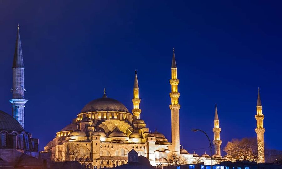 Istanbul: Blue Mosque Guided Tour & Süleymaniye Audio Guide - Dress, photography, and practical comfort