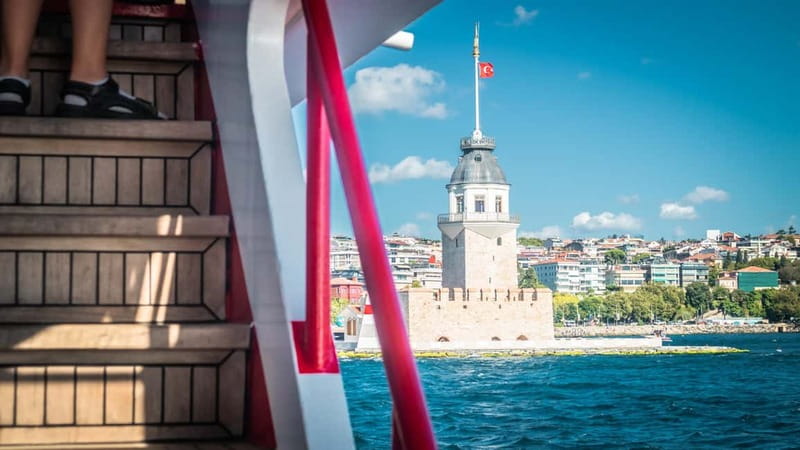 Istanbul: Bosphorus Sightseeing Cruise Tour with Audio Guide - Beylerbeyi Palace to Maiden’s Tower