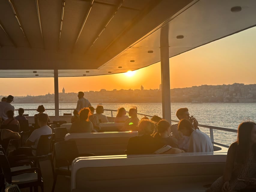 Istanbul: Daytime or Sunset Sightseeing Cruise & Audio Guide - The atmosphere and service