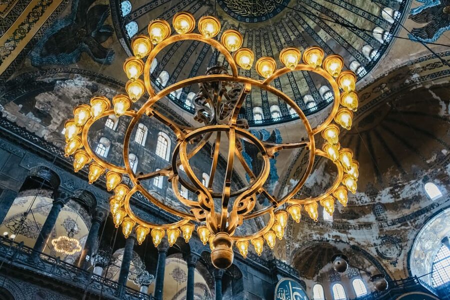 Istanbul: Hagia Sophia Skip-the-Line Ticket with Audio Tour - Small-group tours add the human story