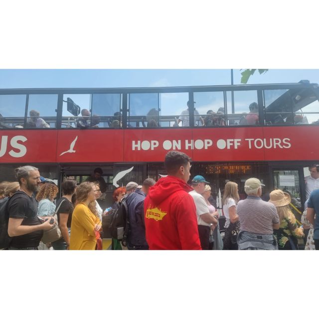 Istanbul: Hop-On Hop-Off Sightseeing Bus with Audio Guide - Quick points to know