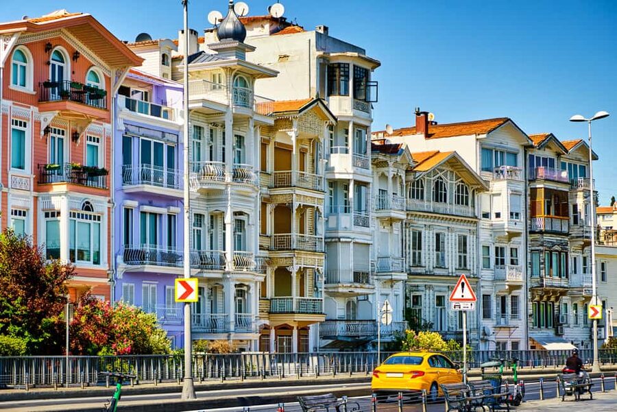 İstanbul: Small-Group Sunset Cruise & Audio Guide w/Snack - Anatolian Fortress and Rumeli Fortress