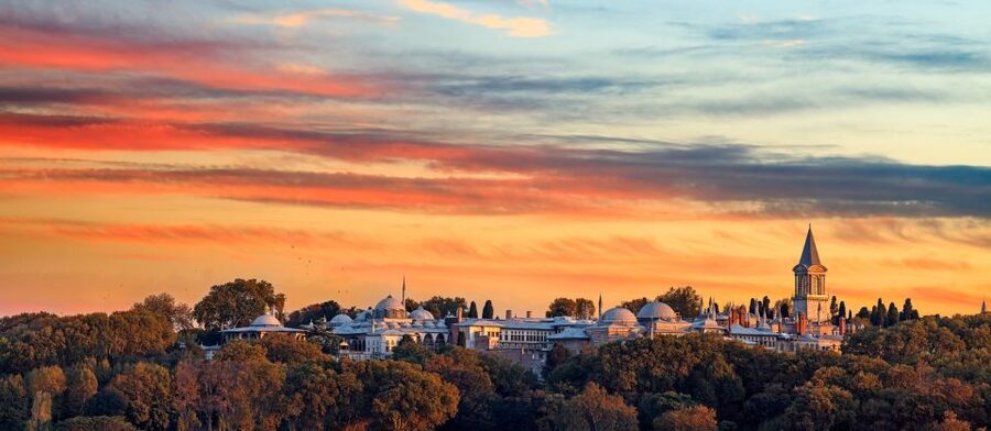Istanbul: Topkapi Palace and Harem Ticket with Audio Guide - Is the audio guide worth using?