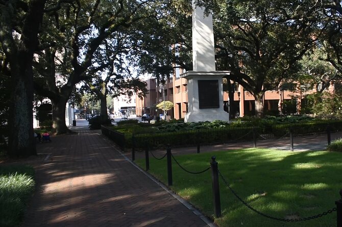 Johnson Square to Independent Presbyterian: A Self-Guided Audio Tour of Savannah - Franklin Square and Telfair Academy add cultural context
