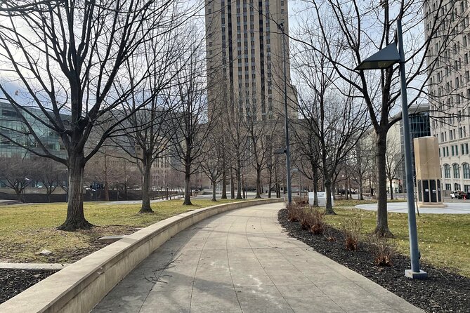 Kansas City Self-Guided Walking Audio Tour - Three theaters on one historic street