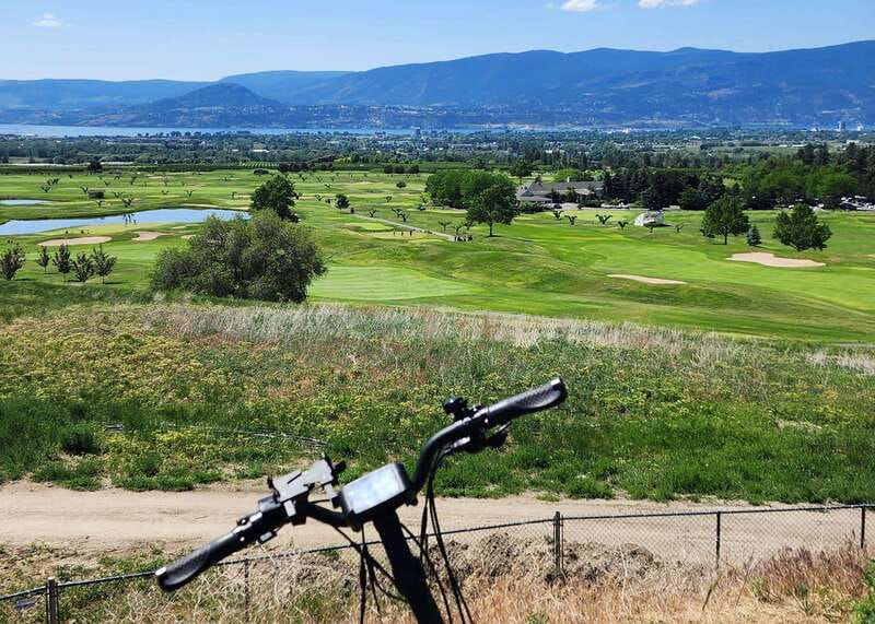 Kelowna: E-Bike Bee Tour w/ Tastings, Lunch, and Audioguide - The one-hour ride to Meadow Vista