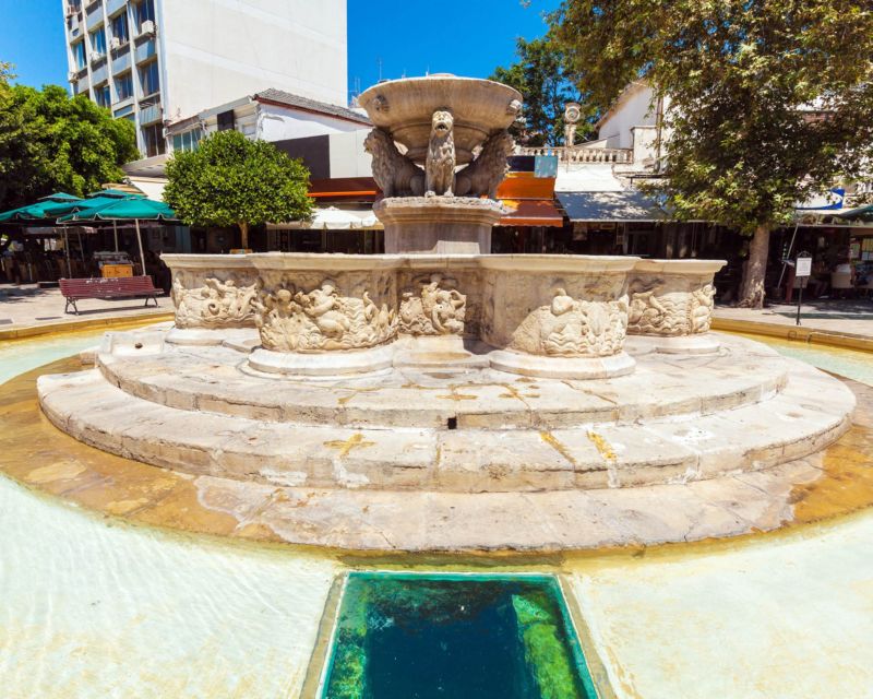 Knossos Palace: E-ticket with Audio and Heraklion City Tour - What this Knossos and Heraklion package actually includes