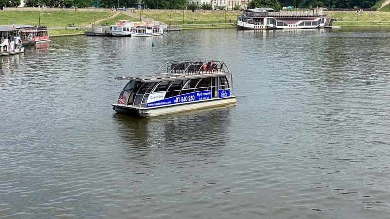 Krakow: Day or Night Vistula River Cruise with Audio Guide - Bernatek Footbridge and the Manggha Museum