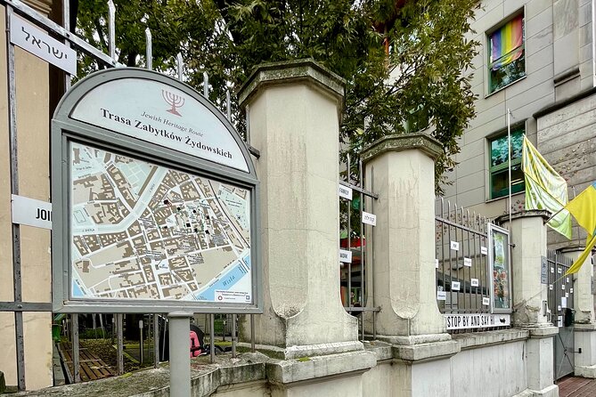 Krakow Jewish Ghetto and Quarter Audio Guided Walking Tour - Schindler’s List Passage and the film connection