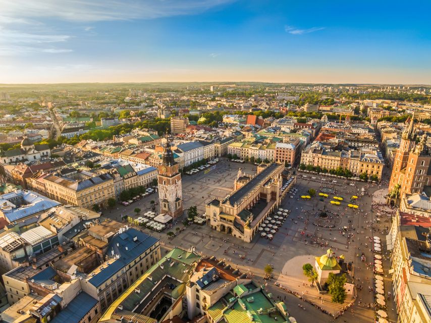 Krakow: Old Town Audio-Guided Walking Tour with Headset - Jagiellonian University and the city’s student life