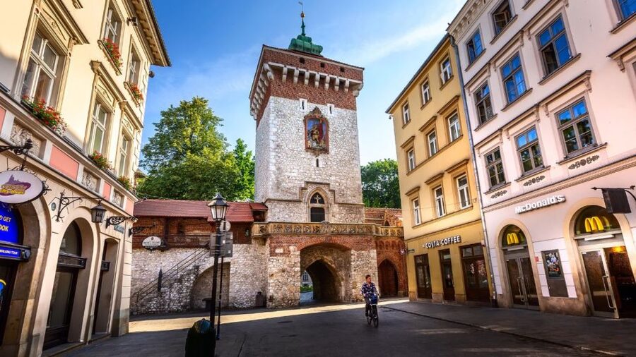 Krakow: Old Town Audioguided walking Tour - Starting at Grodzka Street and St. Peter and Paul Church